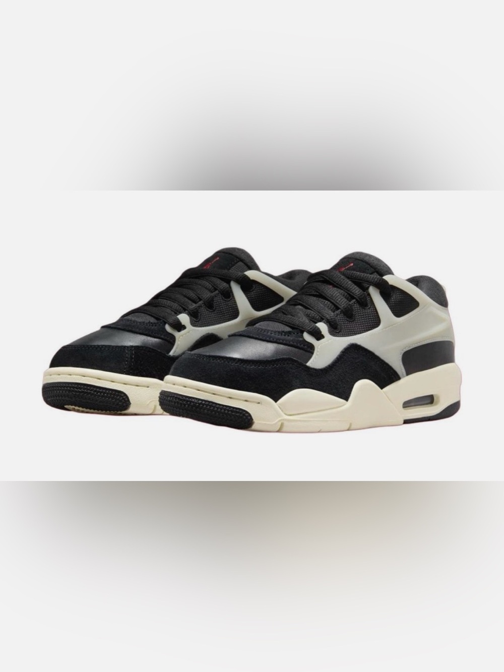 Nike Men's Black and Cream Low-Top Sneakers